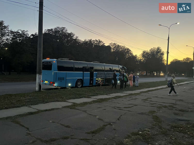 Туристический / Междугородний автобус Mercedes-Benz O 303 1985 в Кривом Роге