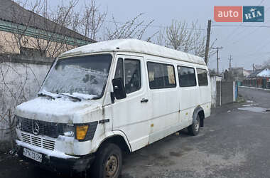 Мікроавтобус Mercedes-Benz O 309 1989 в Полонному