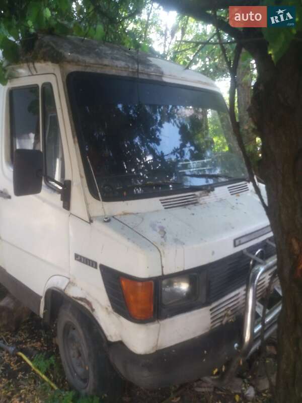 Микроавтобус Mercedes-Benz O 325 1991 в Любашевке