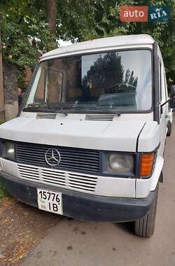 Микроавтобус Mercedes-Benz O 402 1989 в 