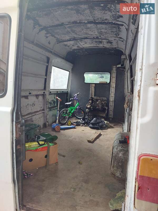 Микроавтобус Mercedes-Benz O 402 1989 в Ивано-Франковске