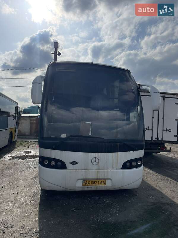 Туристический / Междугородний автобус Mercedes-Benz O 404 1998 в 