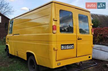 Мікроавтобус Mercedes-Benz O 407 1988 в  фото 5 Мікроавтобус Mercedes-Benz O 407 1988 в