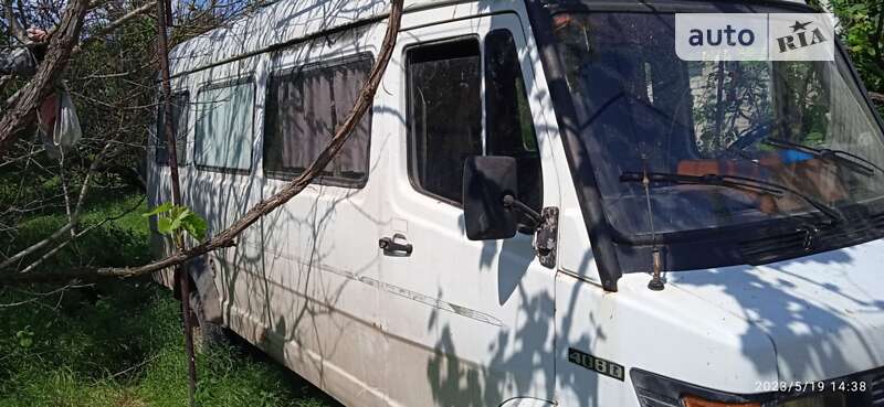 Микроавтобус Mercedes-Benz O 408 1994 в Снигиревке