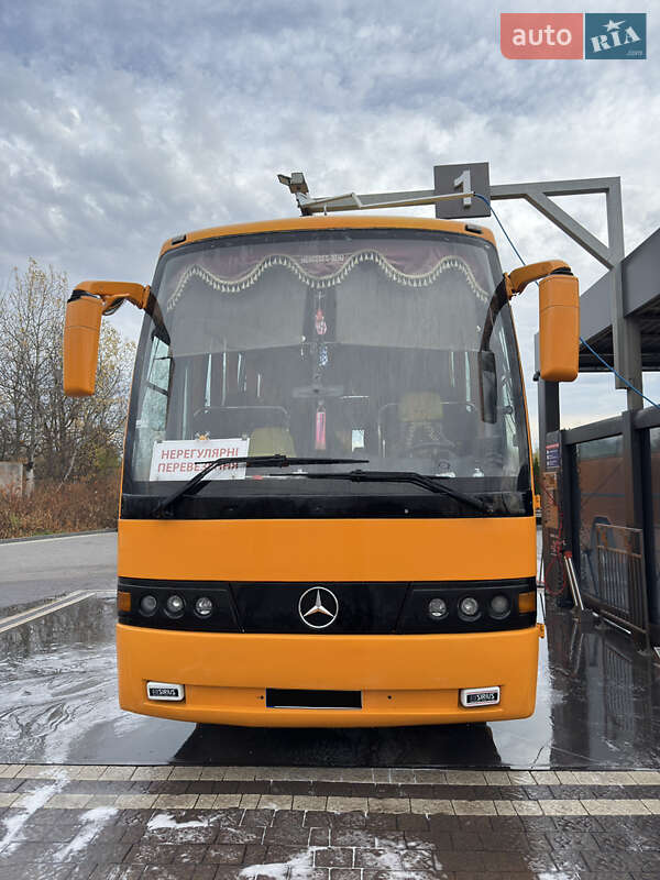 Туристический / Междугородний автобус Mercedes-Benz OH-Series 1995 в Ивано-Франковске