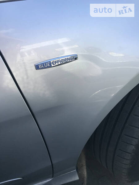 Универсал Mercedes-Benz R-Class 2010 в Львове