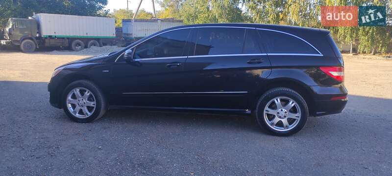 Универсал Mercedes-Benz R-Class 2012 в Первомайске