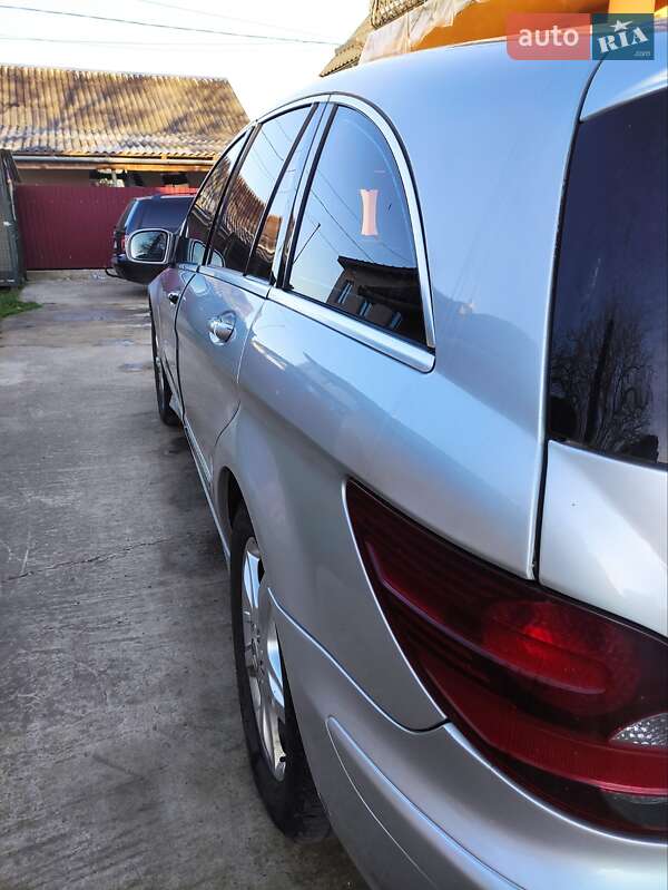 Универсал Mercedes-Benz R-Class 2006 в Ивано-Франковске