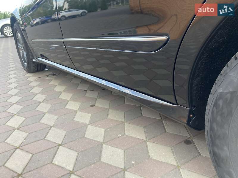 Универсал Mercedes-Benz R-Class 2010 в Киеве