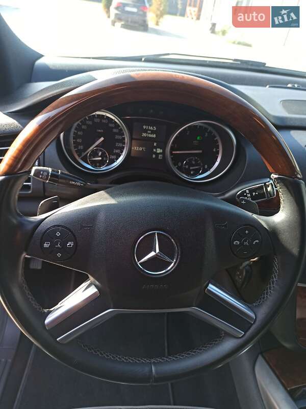 Универсал Mercedes-Benz R-Class 2011 в Костополе