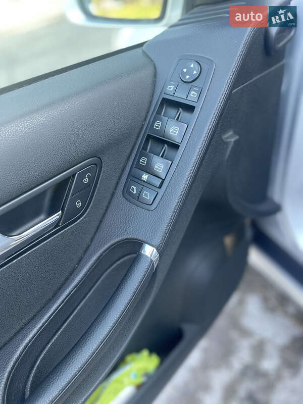 Мінівен Mercedes-Benz R-Class 2007 в Кам'янському