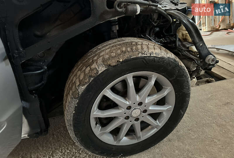 Универсал Mercedes-Benz R-Class 2005 в Яворове