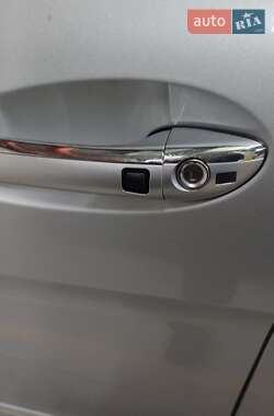 Универсал Mercedes-Benz R-Class 2011 в 