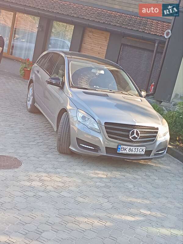 Универсал Mercedes-Benz R-Class 2010 в Ровно