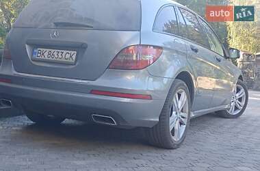 Универсал Mercedes-Benz R-Class 2010 в 