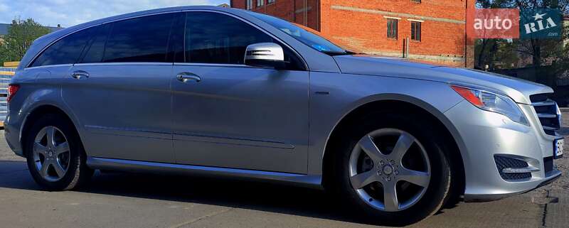 Универсал Mercedes-Benz R-Class 2011 в Львове