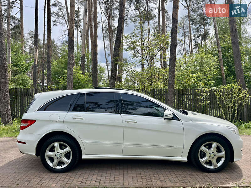 Минивэн Mercedes-Benz R-Class 2011 в Киеве