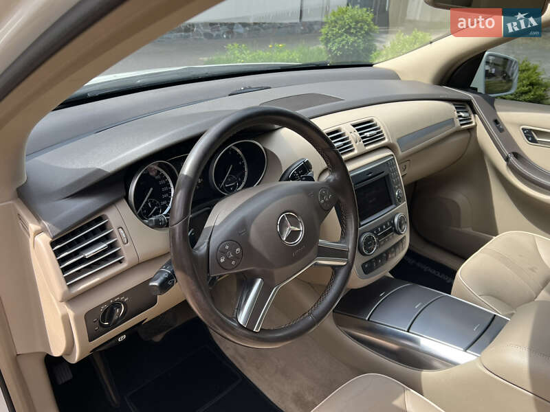 Минивэн Mercedes-Benz R-Class 2011 в Киеве