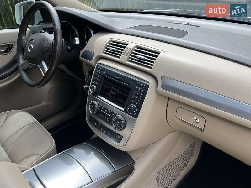 Минивэн Mercedes-Benz R-Class 2011 в Киеве