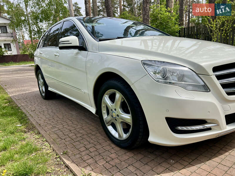 Минивэн Mercedes-Benz R-Class 2011 в Киеве
