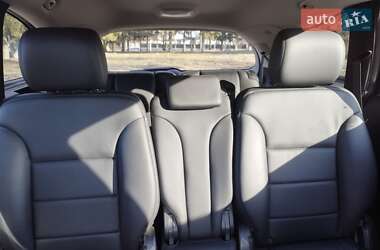 Минивэн Mercedes-Benz R-Class 2012 в 