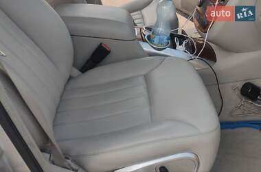 Минивэн Mercedes-Benz R-Class 2008 в 