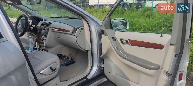 Минивэн Mercedes-Benz R-Class 2008 в Вишневом фото 10 Минивэн Mercedes-Benz R-Class 2008 в Вишневом