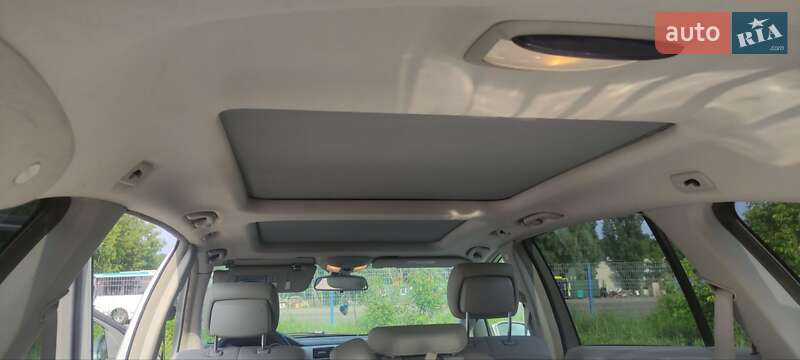 Минивэн Mercedes-Benz R-Class 2008 в Вишневом фото 13 Минивэн Mercedes-Benz R-Class 2008 в Вишневом