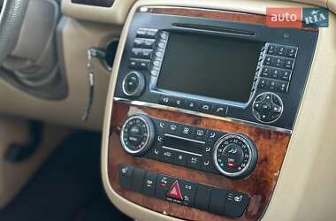 Мінівен Mercedes-Benz R-Class 2005 в 