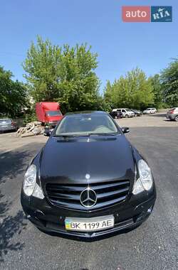 Минивэн Mercedes-Benz R-Class 2006 в 