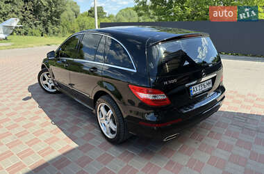 Минивэн Mercedes-Benz R-Class 2010 в 