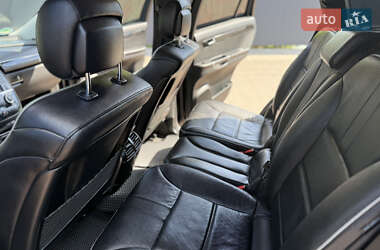 Минивэн Mercedes-Benz R-Class 2010 в 