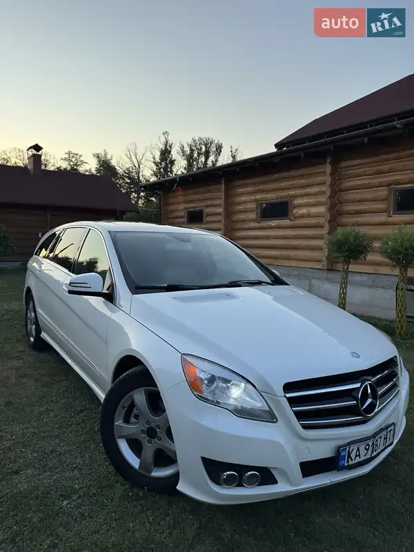 Mercedes-Benz R-Class 2011