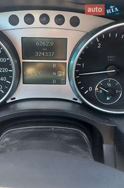 Минивэн Mercedes-Benz R-Class 2008 в 