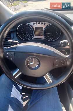 Минивэн Mercedes-Benz R-Class 2008 в 