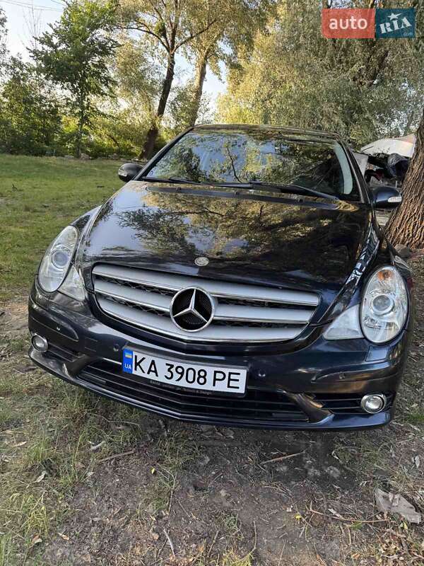 Минивэн Mercedes-Benz R-Class 2008 в 
