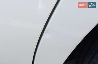 Минивэн Mercedes-Benz R-Class 2010 в 