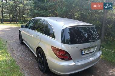 Минивэн Mercedes-Benz R-Class 2007 в 