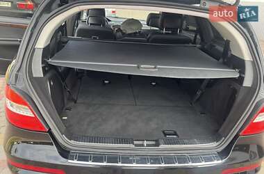 Минивэн Mercedes-Benz R-Class 2012 в 
