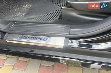 Минивэн Mercedes-Benz R-Class 2012 в 