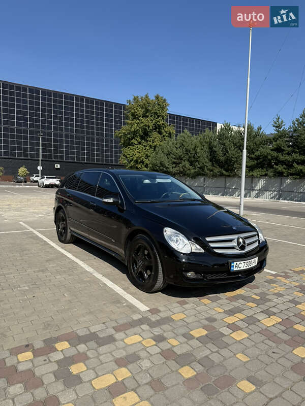 Минивэн Mercedes-Benz R-Class 2007 в 
