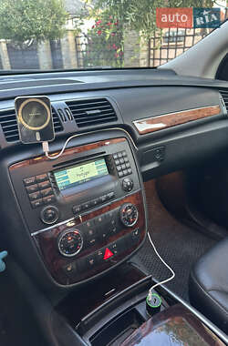 Минивэн Mercedes-Benz R-Class 2007 в 