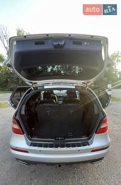 Мінівен Mercedes-Benz R-Class 2011 в 
