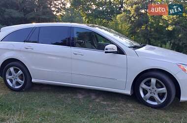 Минивэн Mercedes-Benz R-Class 2010 в 