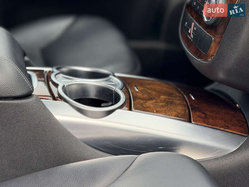 Минивэн Mercedes-Benz R-Class 2012 в Камне-Каширском