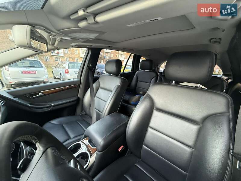 Мінівен Mercedes-Benz R-Class 2011 в Нововолинську