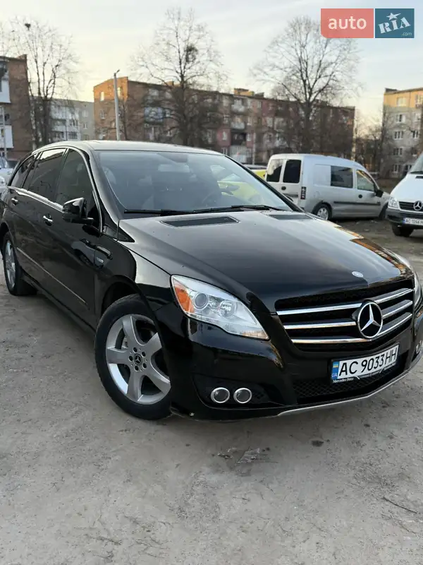 Mercedes-Benz R-Class 2011