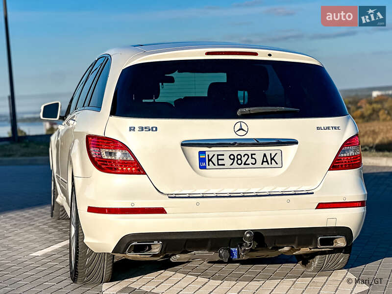 Мінівен Mercedes-Benz R-Class 2012 в Дніпрі