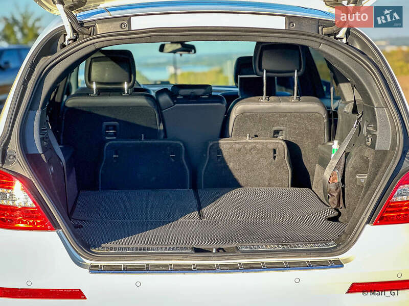 Мінівен Mercedes-Benz R-Class 2012 в Дніпрі