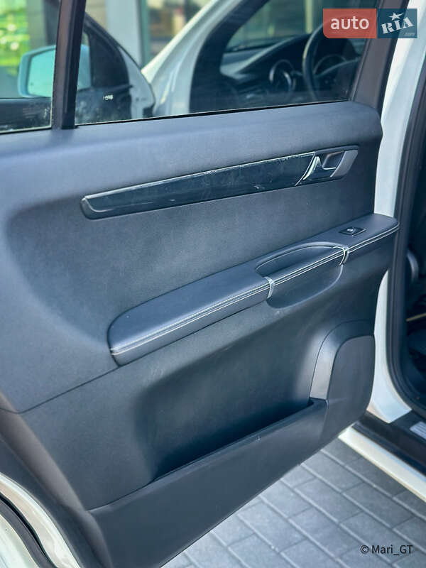 Мінівен Mercedes-Benz R-Class 2012 в Дніпрі